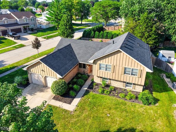2913 Vimy Ridge Drive , Joliet, IL 60435