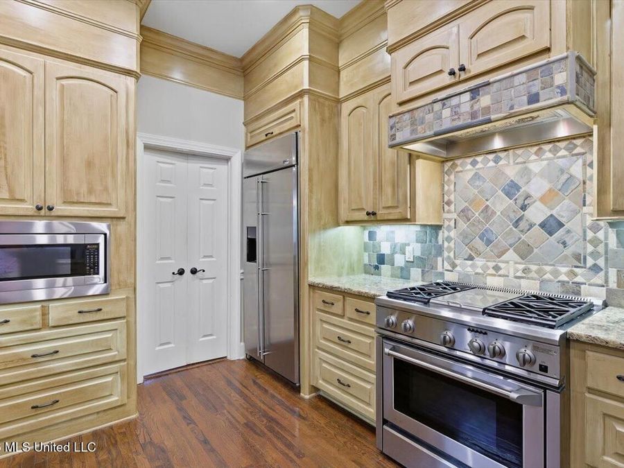 Property Image 17