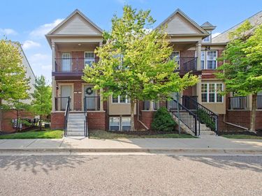 27909 Hopkins Drive, Novi, Mi 48377