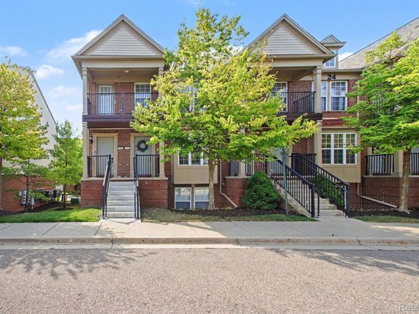 27909 Hopkins Drive, Novi, Mi 48377
