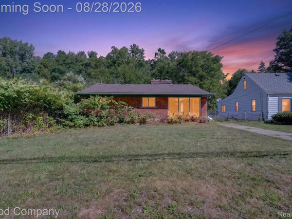 21004 Westover Avenue, Southfield, Mi 48075