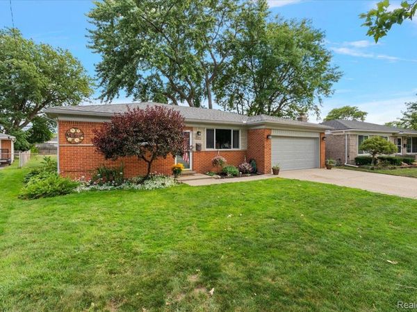 31182 Tecla Drive, Warren, Mi 48088
