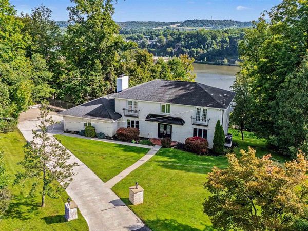 278 Horseshoe Road, Morgantown, WV 26508