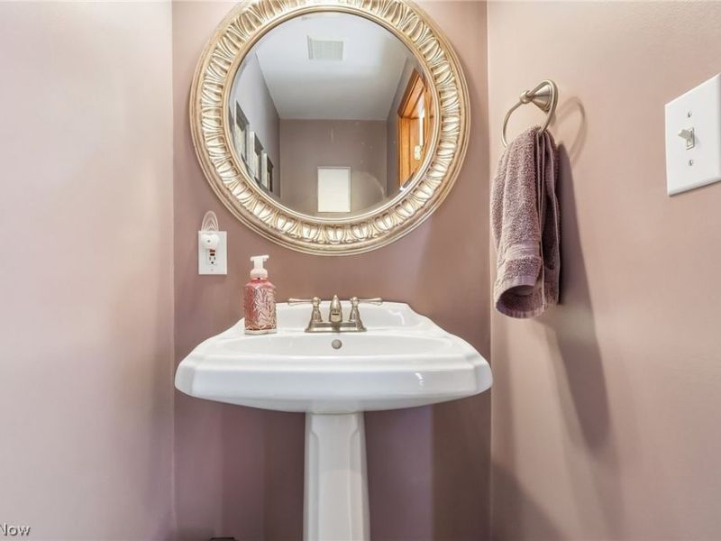 955 E Schaaf Road, Brooklyn Heights, OH 44131 Photo 16