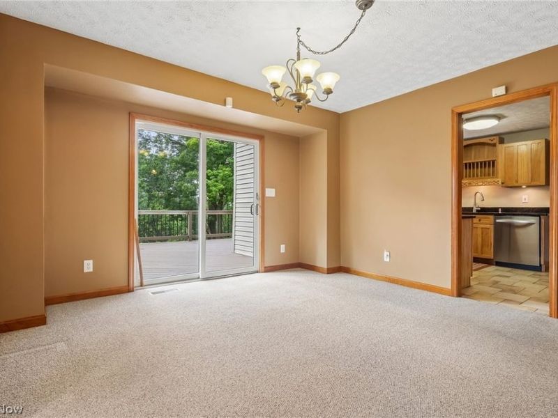 955 E Schaaf Road, Brooklyn Heights, OH 44131 Photo 8
