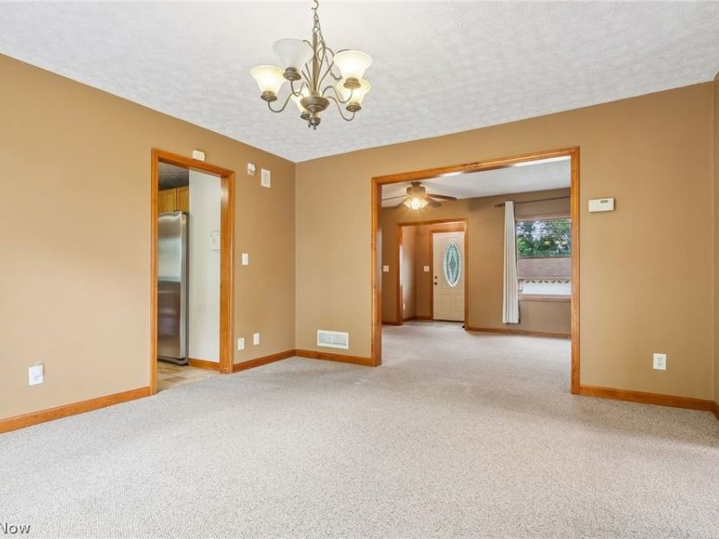 955 E Schaaf Road, Brooklyn Heights, OH 44131 Photo 9