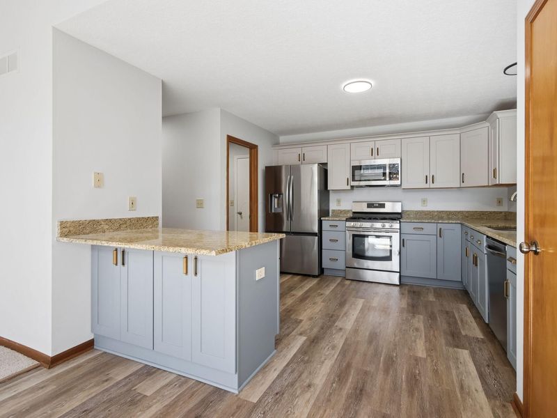 5771 Walterway Drive, Hilliard, OH 43026 Photo 8