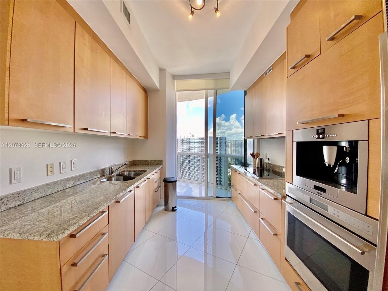 15811 Collins Ave , Unit 1605, Sunny Isles Beach, FL 33160 Photo