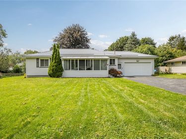 983 Wegman Road, Rochester, NY 14624