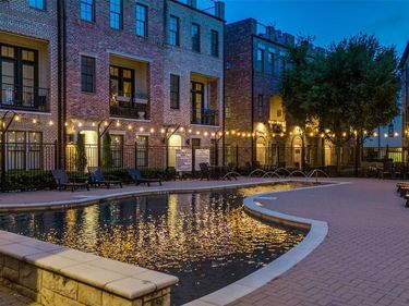 2110 Helsminster Drive, Dallas, TX 75201