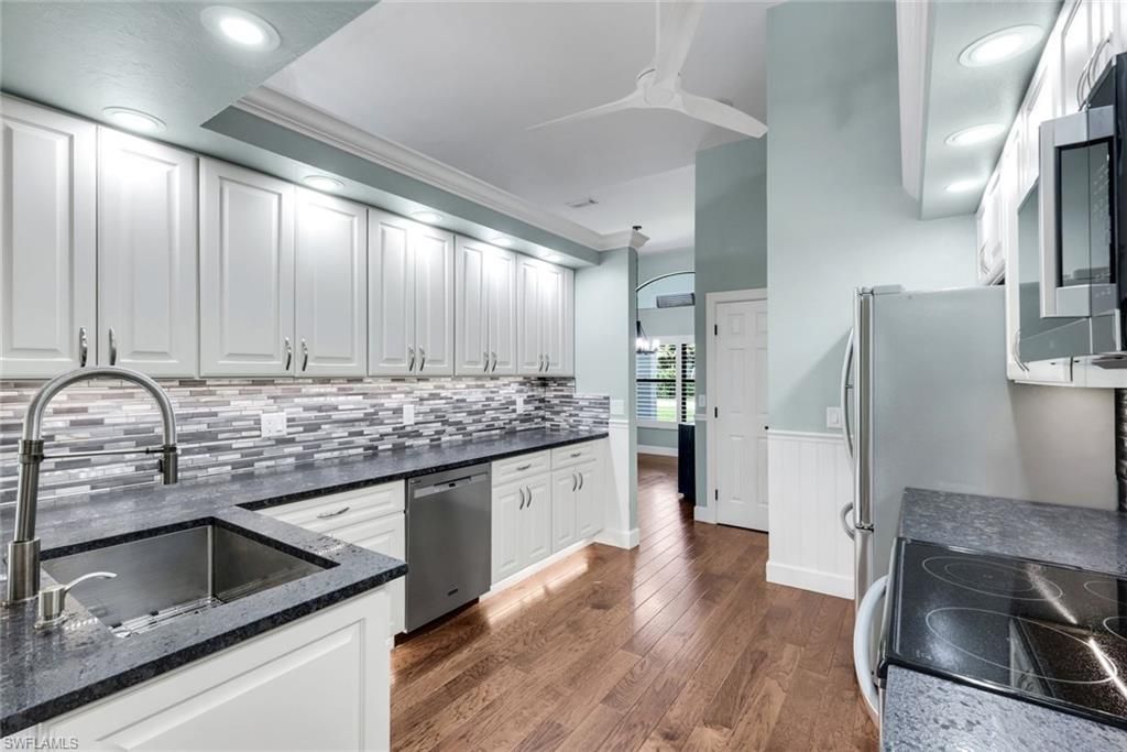 520 Raven Way , Naples, FL 34110 Photo