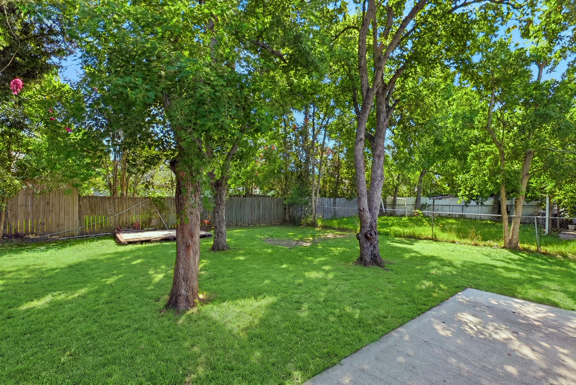 5230 Scarsdale Avenue Photo 20
