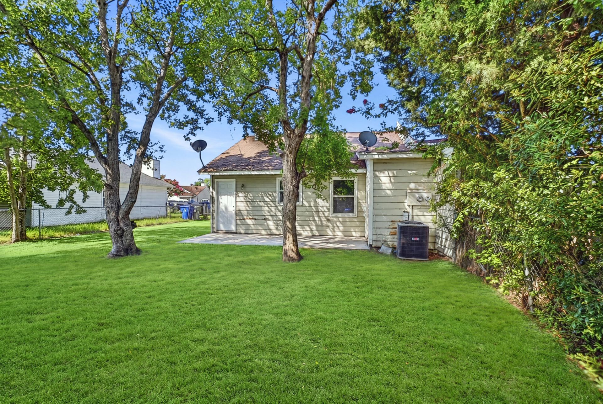 5230 Scarsdale Avenue Photo 22
