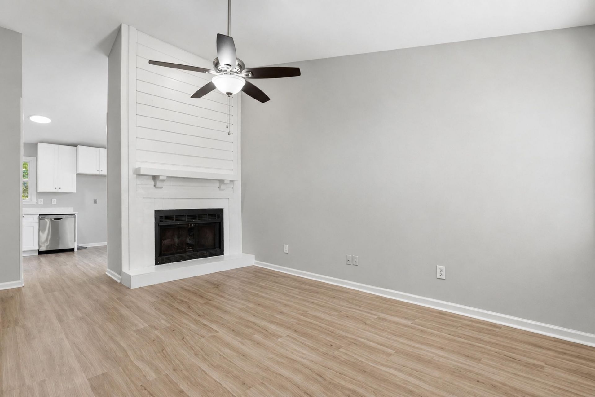 5230 Scarsdale Avenue Photo 5