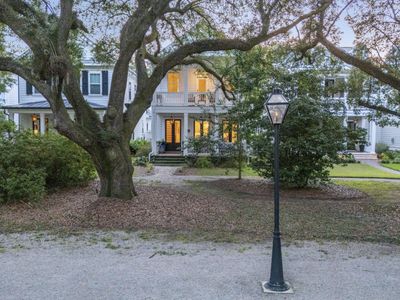 1056 Avenue Of Oaks, Charleston, SC 29407