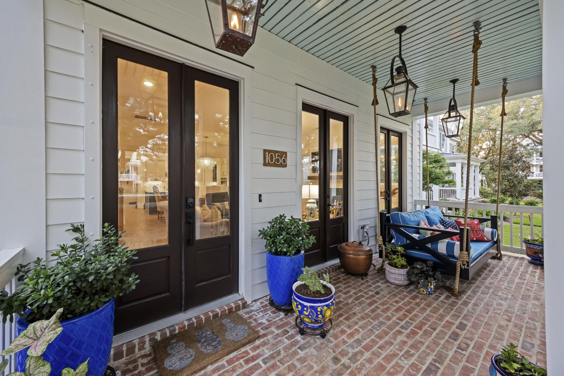 1056 Avenue Of Oaks Photo 4