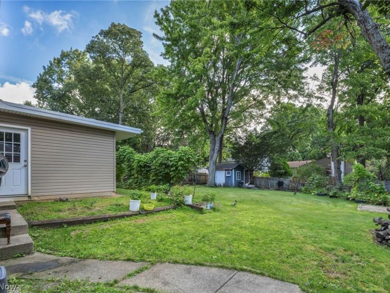 567 Eric Drive, Tallmadge, OH 44278 Photo 20