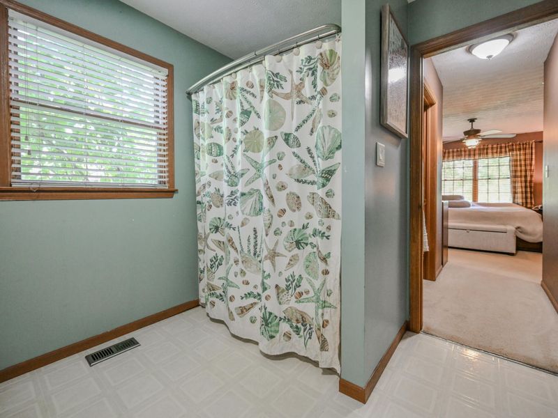 5307 Greg Lane, Saint Paris, OH 43072 Photo 25