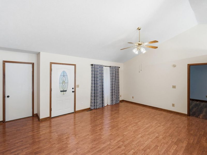 2748 Ashlar Drive, Springfield, OH 45503 Photo 11