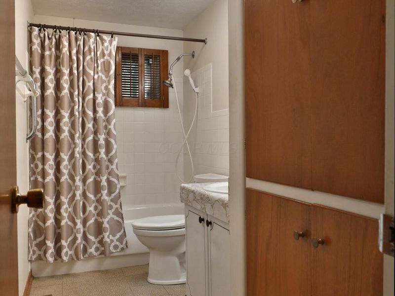 6829 Mcvey Boulevard W, Columbus, OH 43235 Photo 22