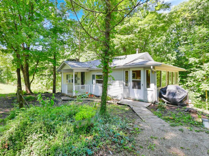 9126 Walnut Dowler Road, Logan, OH 43138 Photo 2