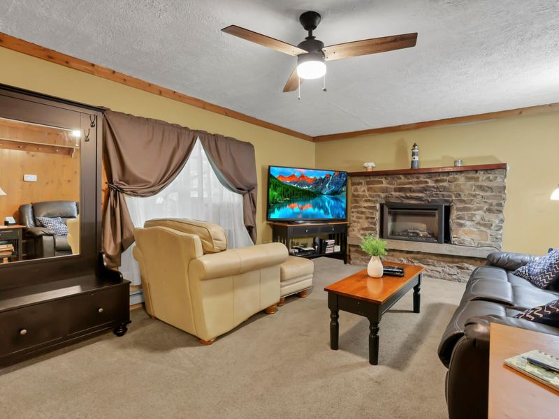 9126 Walnut Dowler Road, Logan, OH 43138 Photo 6
