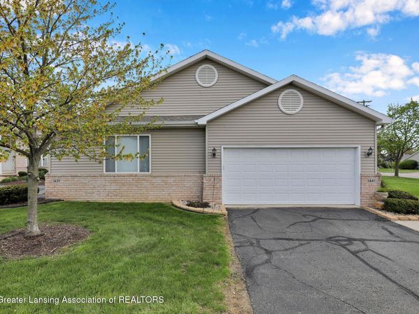 1441 Weatherhill Court, East Lansing, MI 48823