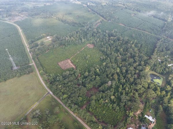 1154 Old Highway 33 , Centreville, MS 39631