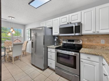 2400 Huntscroft Lane, Unit 202, Raleigh, NC 27617