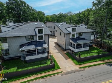 1806 Oberlin Road, Unit 101, Raleigh, NC 27608