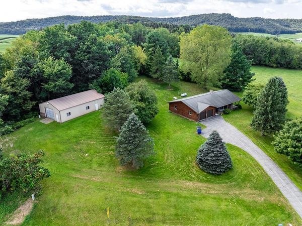 N18693 County Road F, Trempealeau, WI 54661