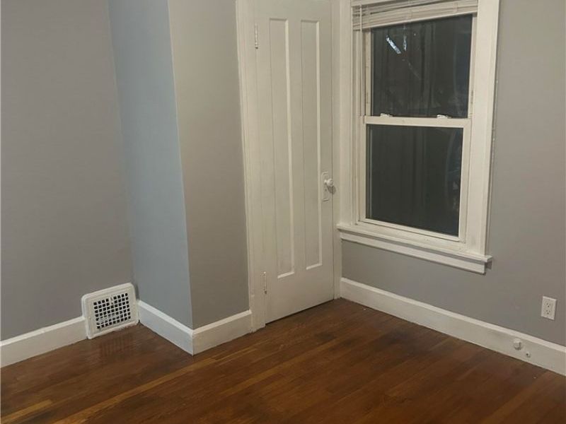 10147 Baltic Road, Cleveland, OH 44102 Photo 20
