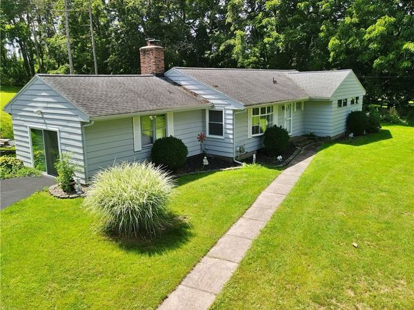 286 Taylor Road , Honeoye Falls, NY 14472