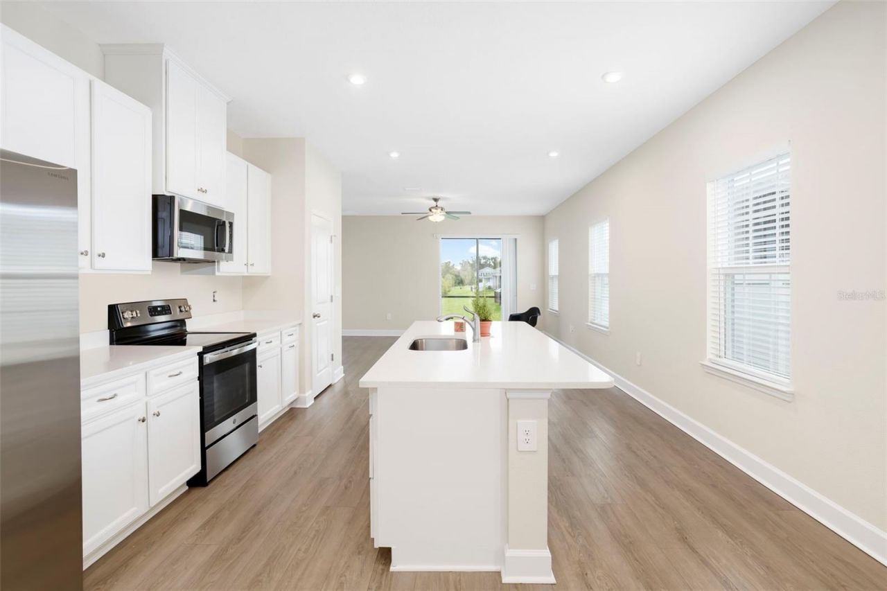 14008 Crimson Avenue , Bradenton, FL 34211 Photo