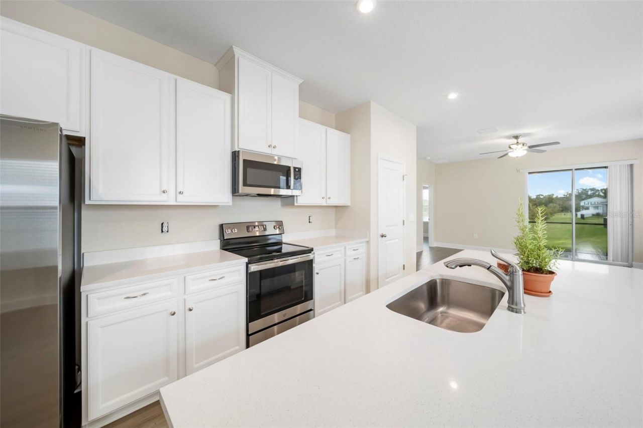 14008 Crimson Avenue , Bradenton, FL 34211 Photo