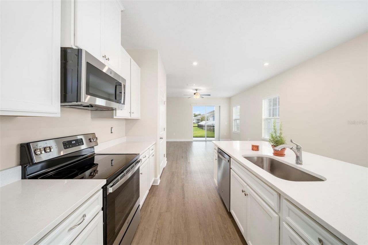 14008 Crimson Avenue , Bradenton, FL 34211 Photo