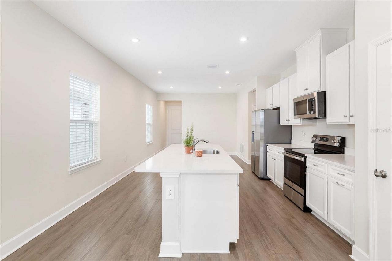 14008 Crimson Avenue , Bradenton, FL 34211 Photo