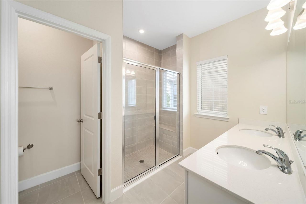 14008 Crimson Avenue , Bradenton, FL 34211 Photo