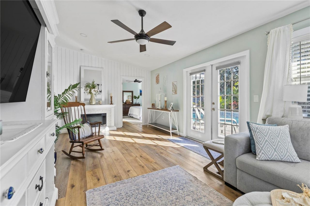 3122 N Regatta Circle, Sarasota, FL 34231 Photo