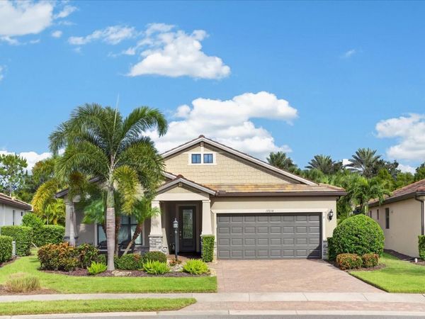 17210 SEAFORD WAY , LAKEWOOD RANCH, FL 34202
