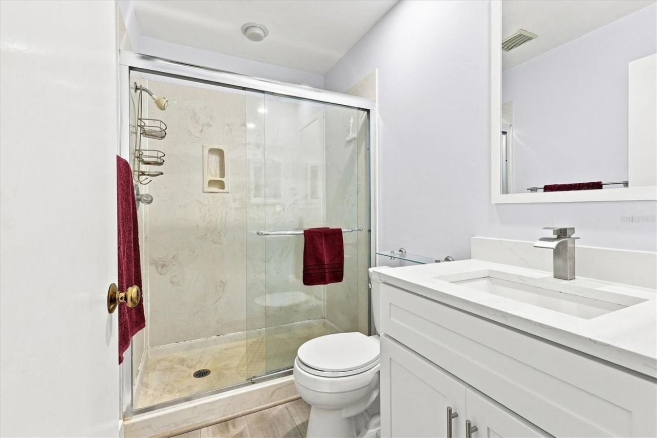 4449 Oakley Greene, Unit 1, Sarasota, FL 34235 Photo