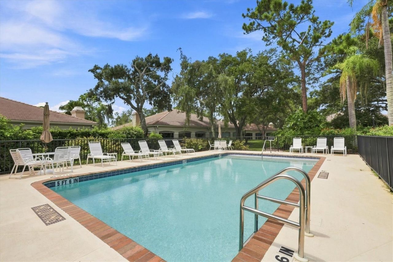 4449 Oakley Greene, Unit 1, Sarasota, FL 34235 Photo