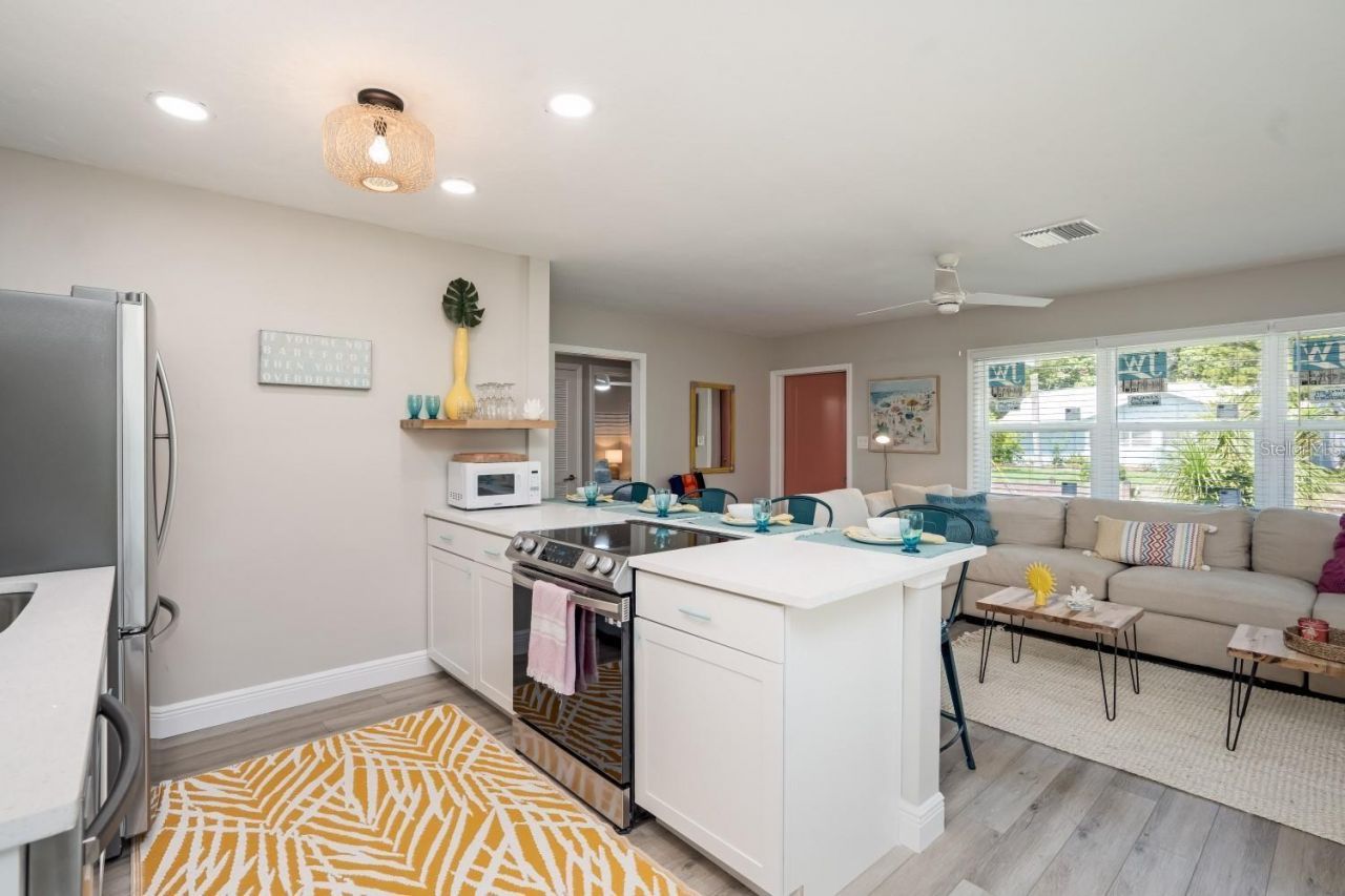 617 26th Street W, Bradenton, FL 34205 Photo