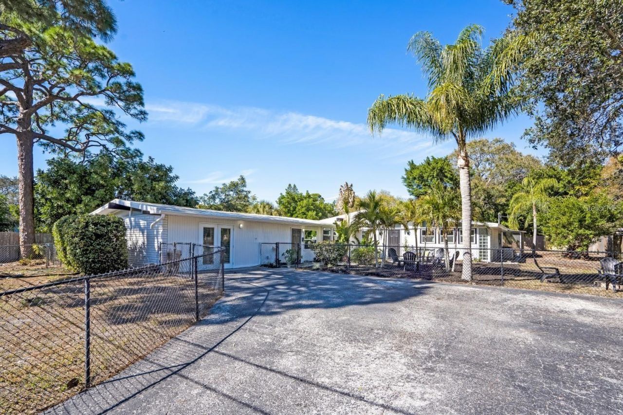 2213 Wason Road, Sarasota, FL 34231 Photo