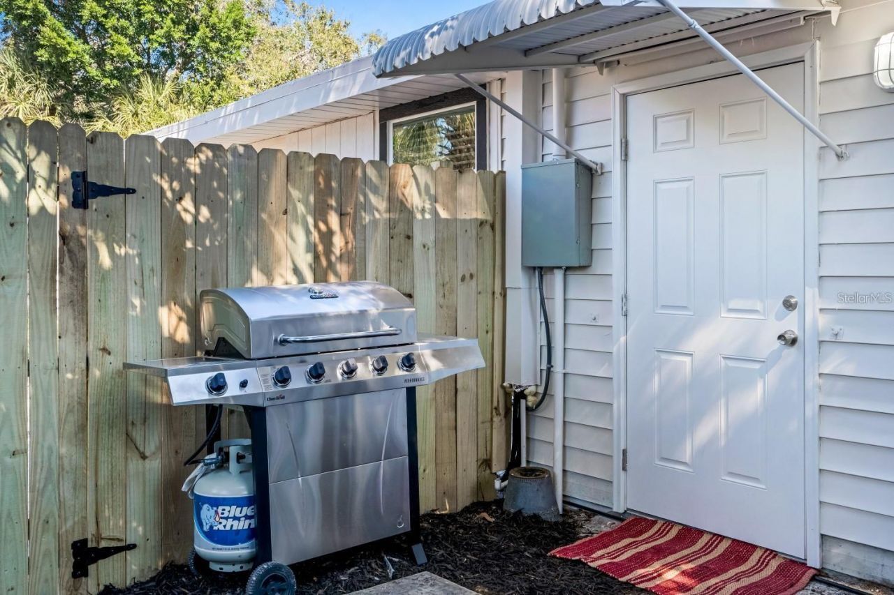 2213 Wason Road, Sarasota, FL 34231 Photo