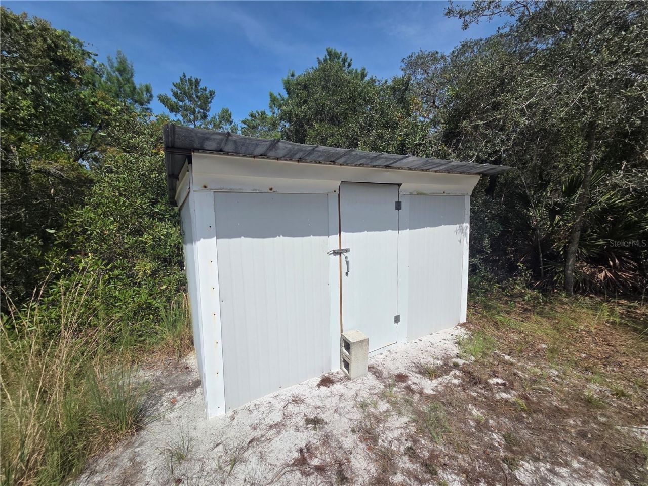 27016 Fishermans Road , Paisley, FL 32767 Photo