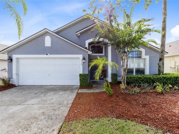 915 LAKE BERKLEY DRIVE, KISSIMMEE, FL 34746