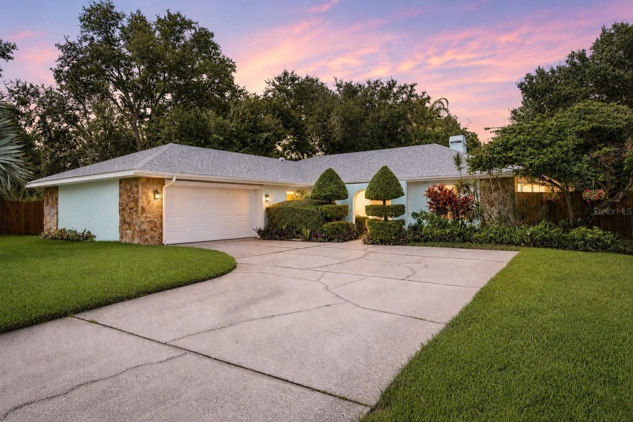 2866 Fair Green Drive, Clearwater, FL 33761 Main Photo