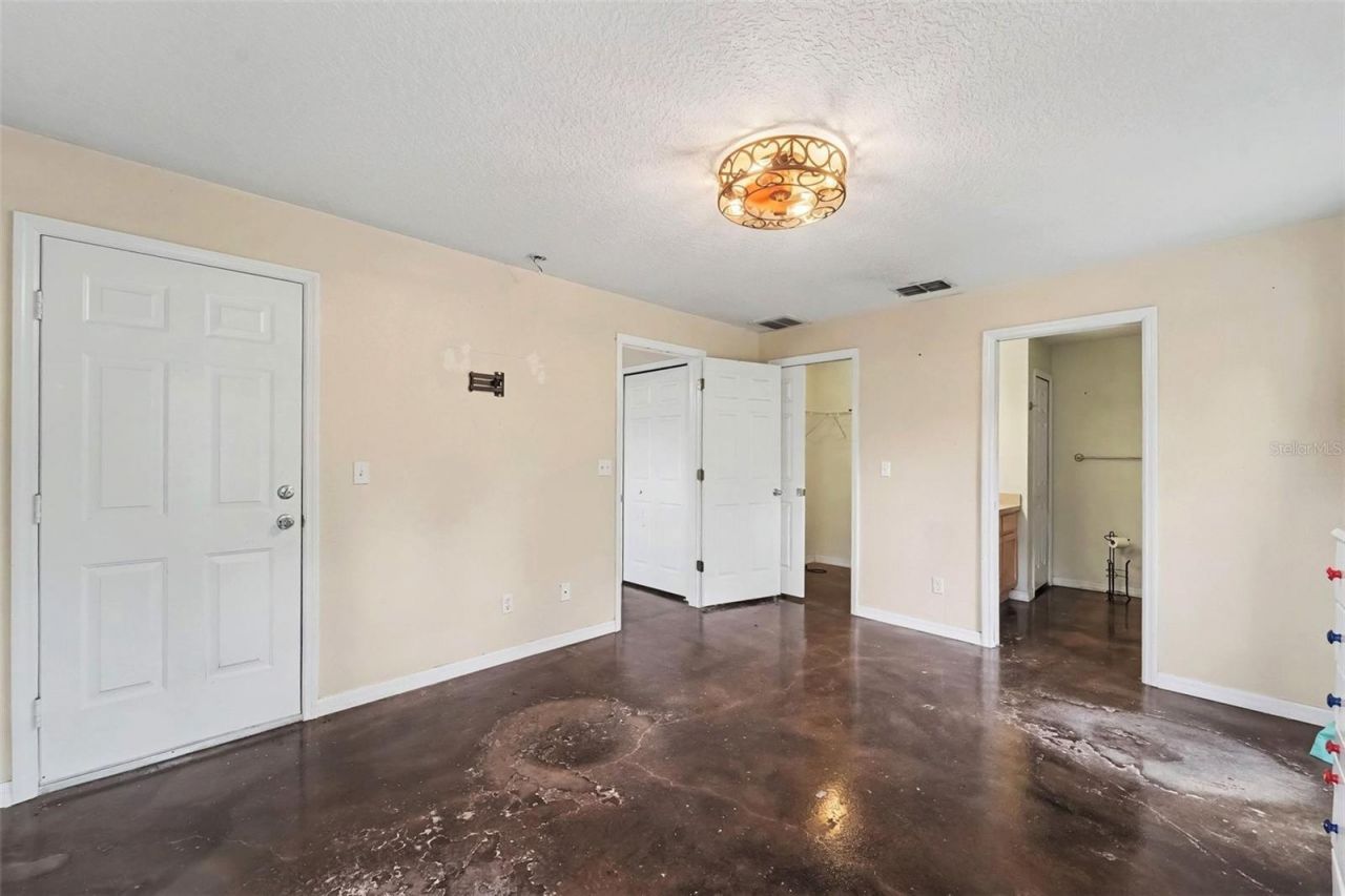 7295 Centerwood Avenue, Spring Hill, FL 34606 Photo