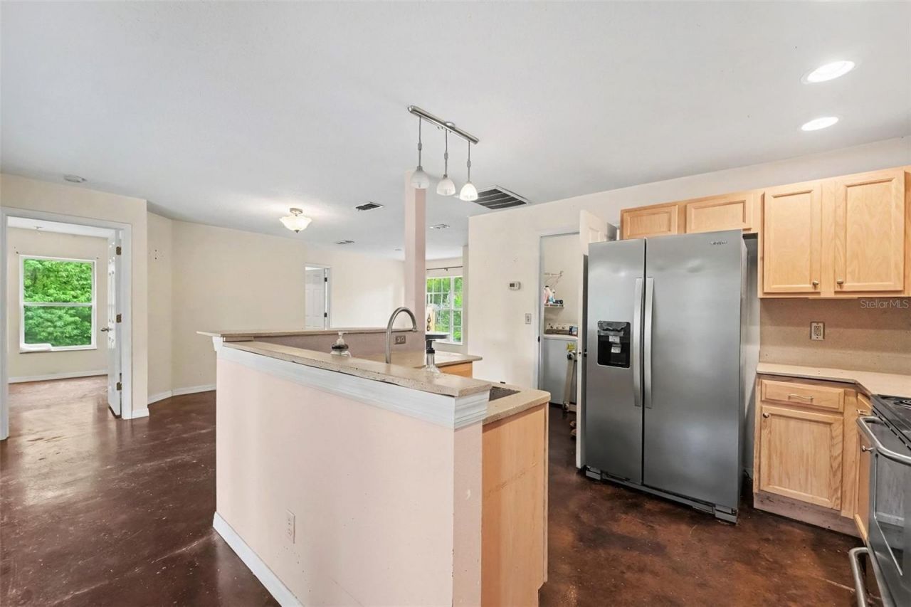 7295 Centerwood Avenue, Spring Hill, FL 34606 Photo